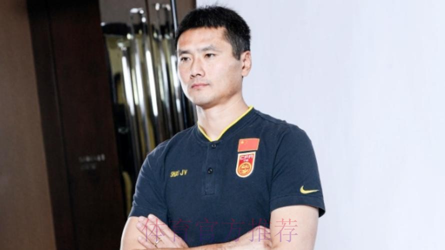 中国国家男子足球队肇庆集训 邵佳一出席媒体见面会 中国国家男子足球队肇庆集训 邵佳一出席媒体见面会